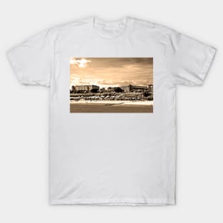 Clacton On Sea Beach Essex England UK T-Shirt